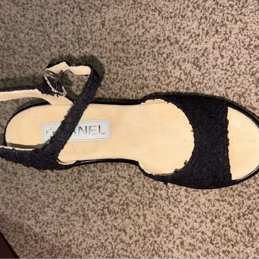 Brand new with box  CHANEL 2023 Black Tweed Sandal size 10  wedges - Picture 3 of 13